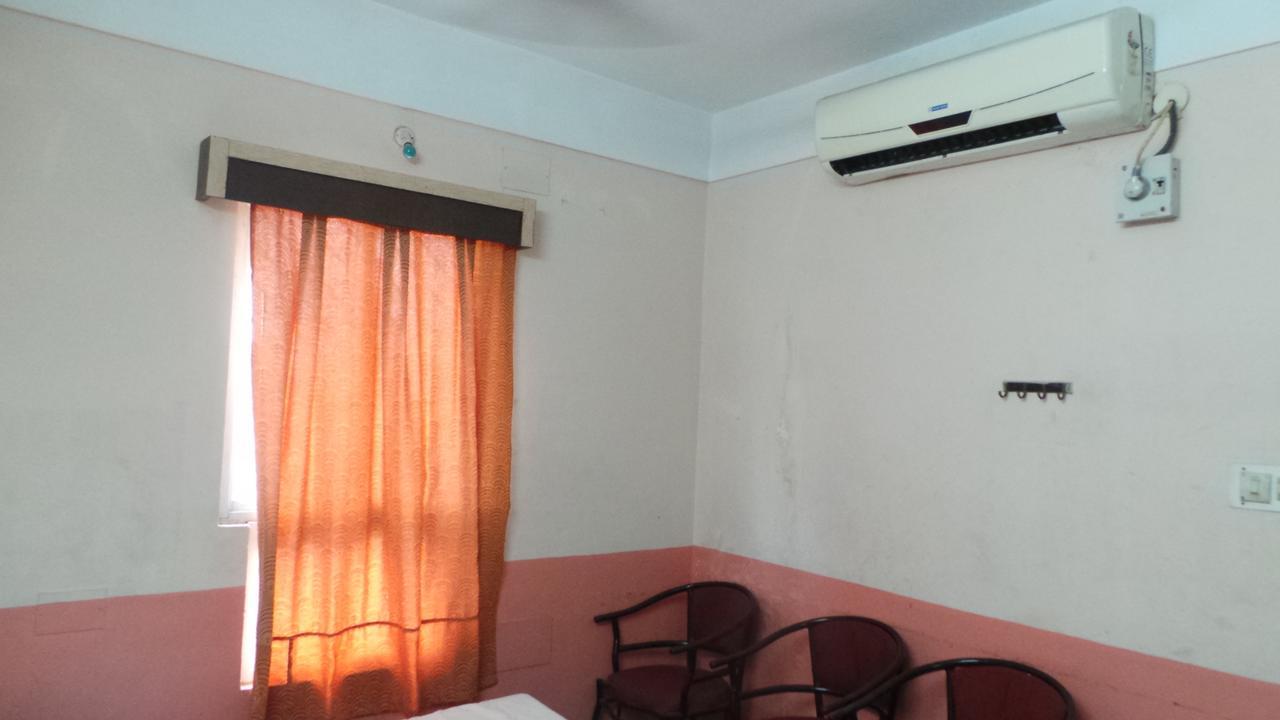 M.P.M. Guest House Pondicherry Luaran gambar